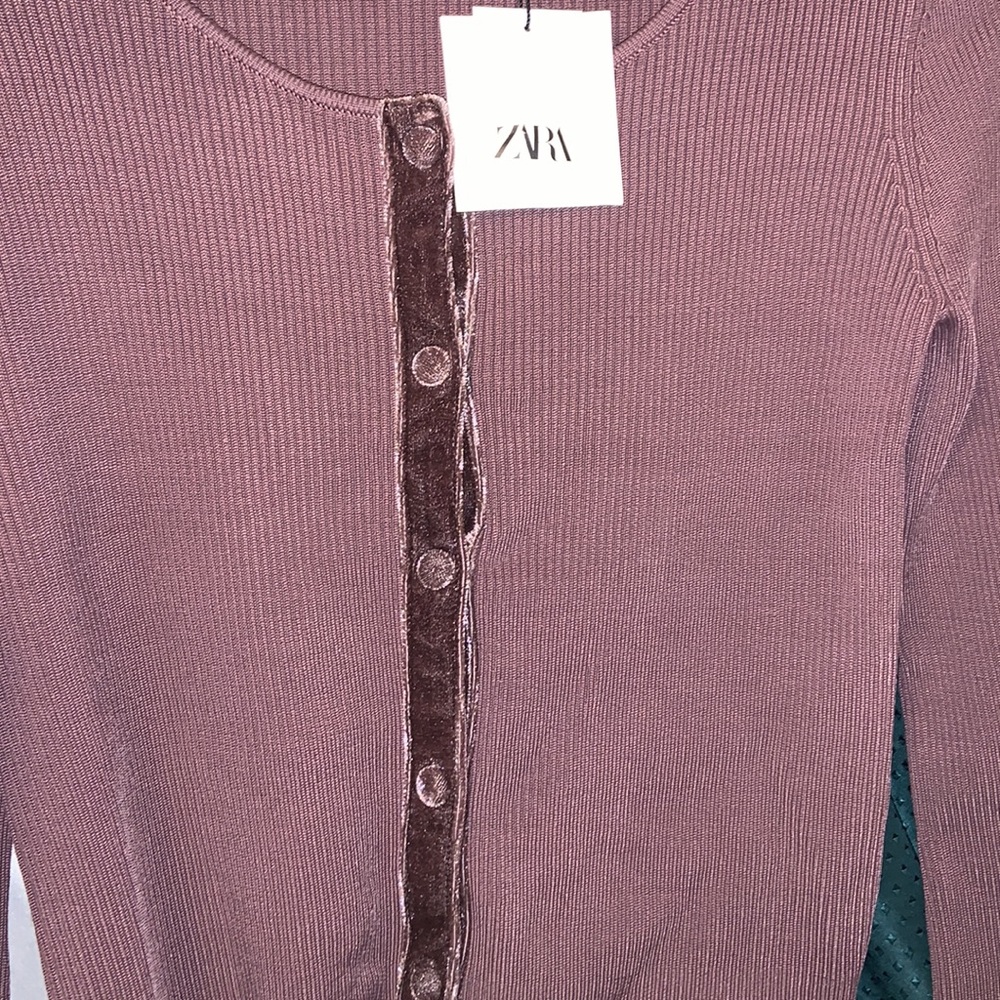 Zara Ribbed Top - Picture 3 of 6
